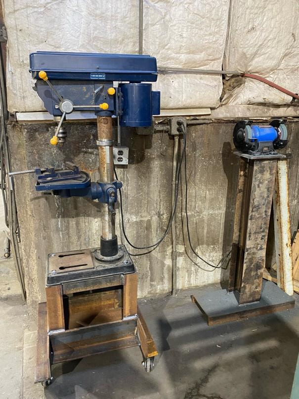 Floor-standing drill press